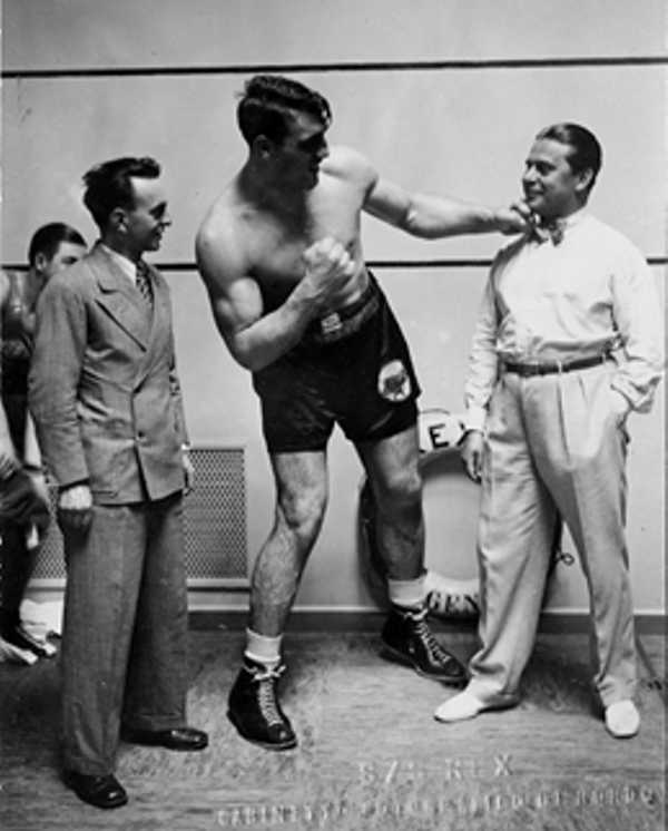 Primo Carnera campione del mondo dei pesi massimi